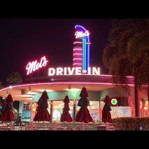 Meet your Posher, Julissa